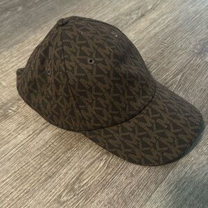 Michael kors hat